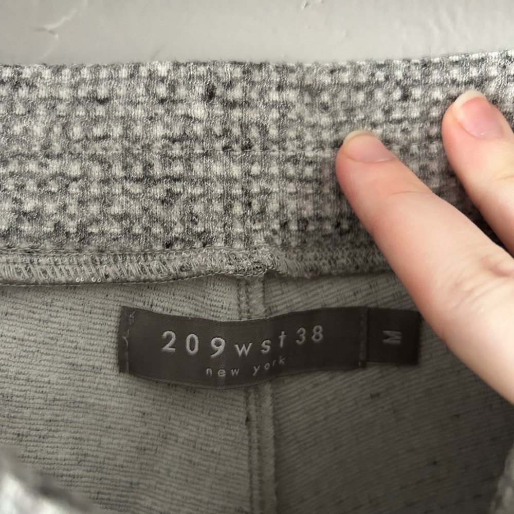 209‎ WST 38 New York Marl Textured Knit Pants - Picture 4 of 4